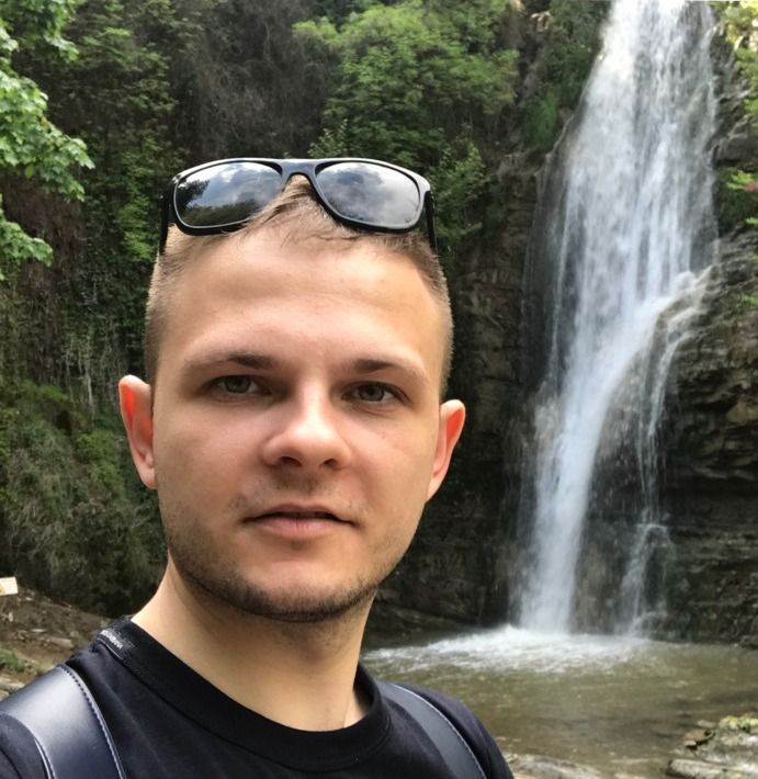 Author profile picture